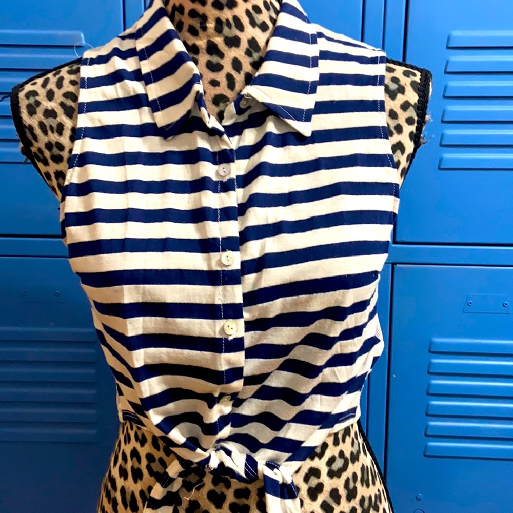 Tie Front/Lace Back